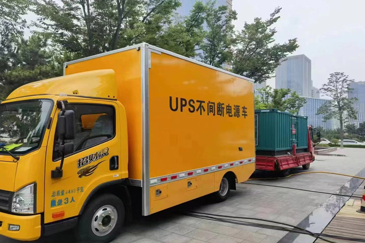 和平镇发电机租赁施工现场