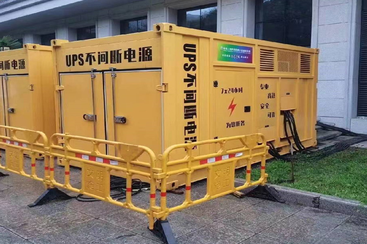 和平镇发电机租赁施工现场